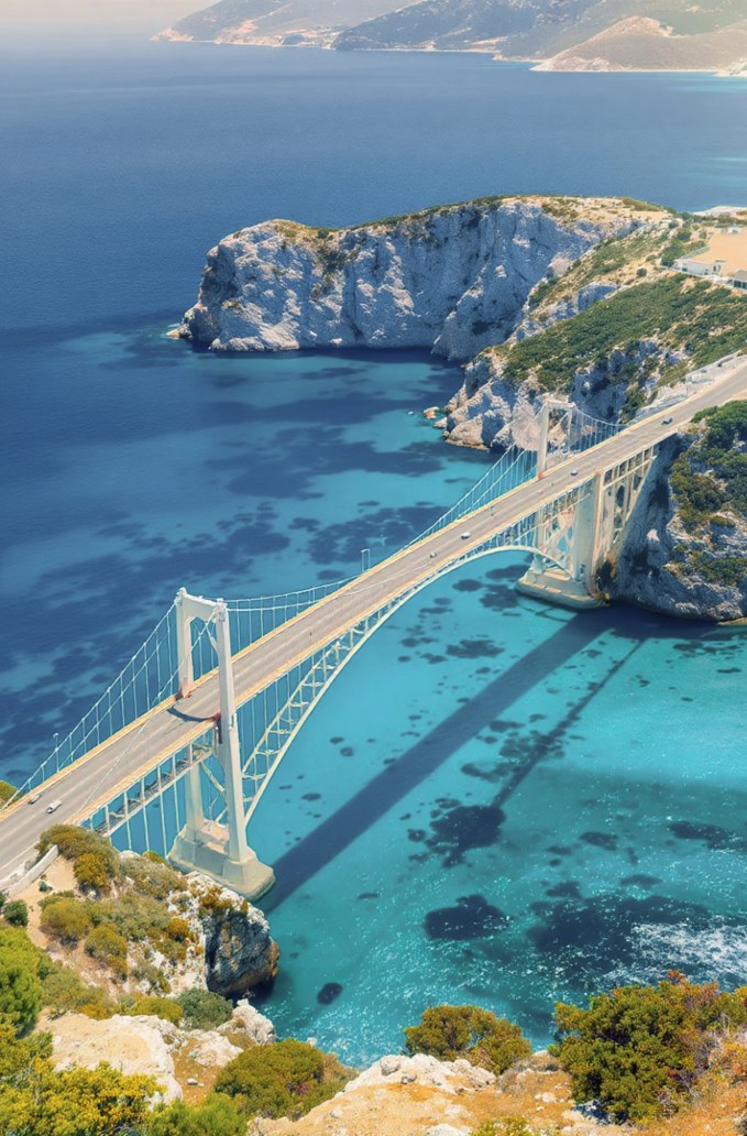 The bridge connecting Lefkada to the mainland
